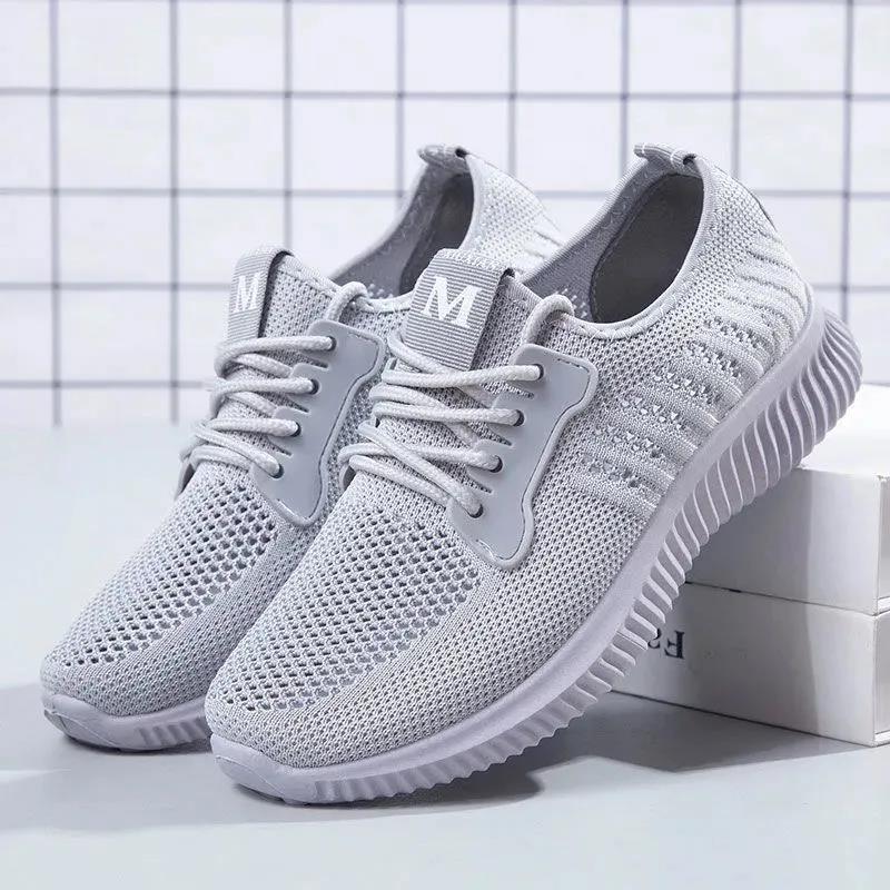 Women's Sports Shoes Summer Versatile Breathable Mesh Casual Shoes Autumn Soft Bottom Non Slip Solid Color Mother's Shoes