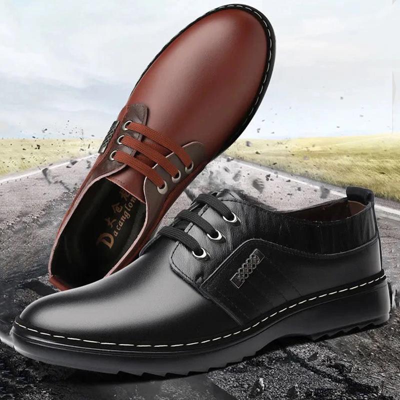 Men's Breathable Leather Shoes Korean Version of The Increase In The Young British Pointed Business Suits Men's Leather Shoes