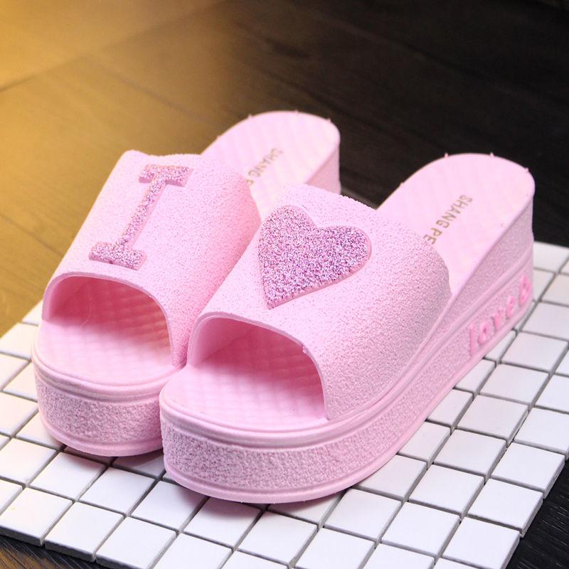 Slippers Female Cute Peach Heart Thick-soled Sandals and Slippers Home Bathroom Soft Bottom Mid-heel Flip-flop Non-slip Beach Shoes