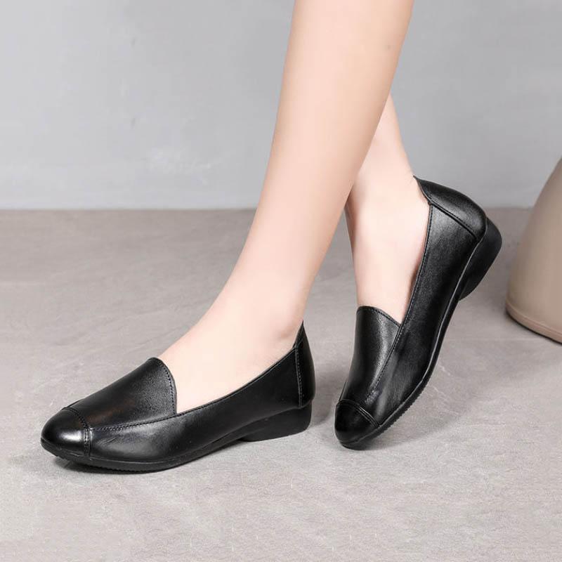 Genuine Leather Casual Single Shoes Women Spring Autumn Soft Leather Soft Sole Mother Shoes Flat Peas Shoes