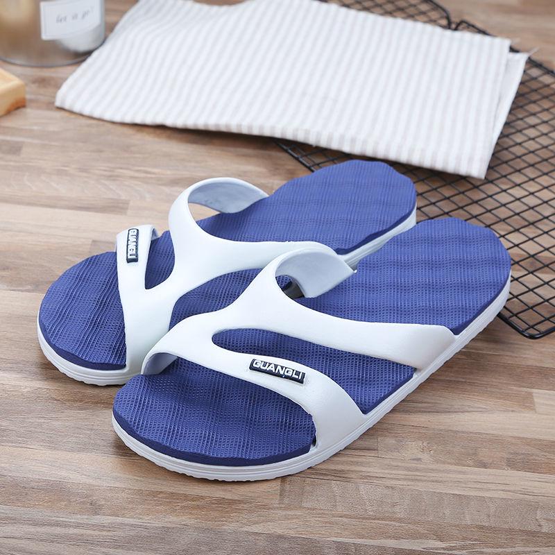 Korean Version of The Men's Summer Word Slippers Couple Beach Wear-resistant Soft Bottom Shoes Fashion Indoor and Outdoor Non-slip Home Sandals