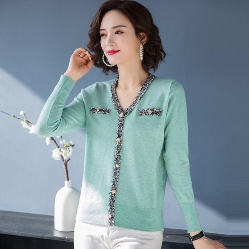 Autumn and Winter Pullover V-neck Raw Edge Stitching Long-sleeved Knit Sweater Loose Bottoming Top Women