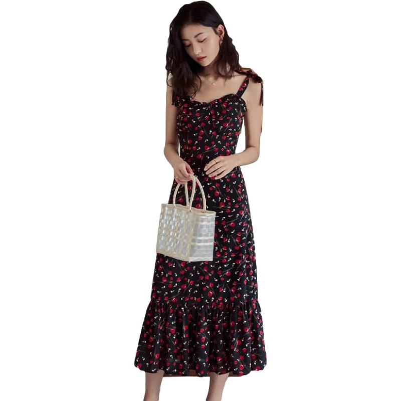 Female Elegant Black Floral Suspender Dress Vintage V-neck High Waist Ruffle Graceful Holiday Dress