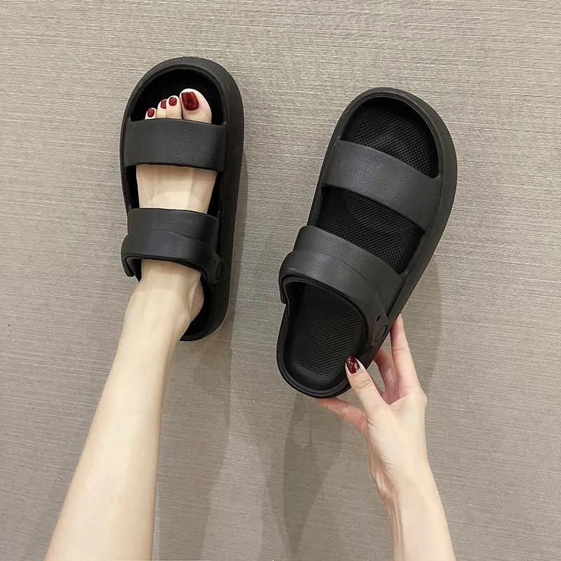 Slippery Slippers Ladies Summer Outside Wear Sandals Home Bathroom Bath Non-slip Sponge Cake Bottom Sandals and Slippers Outdoor Beach Shoes