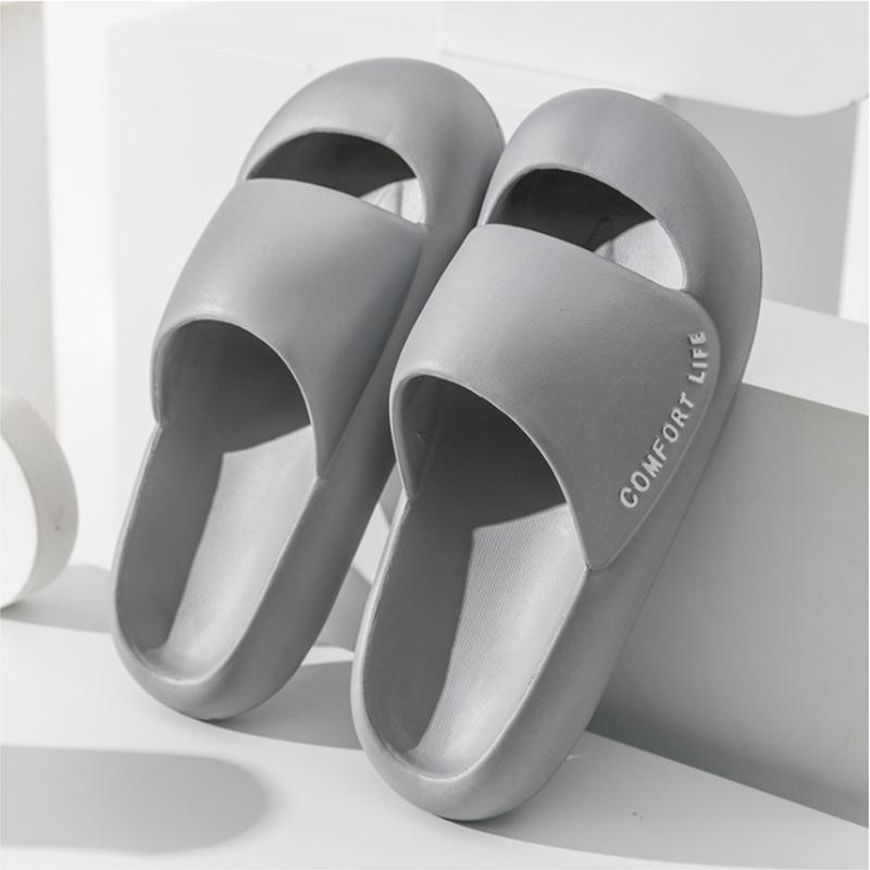 Men and Women Bathroom Home Slippers Cute Cartoon Non-slip Go Out Couple Beach Slippers