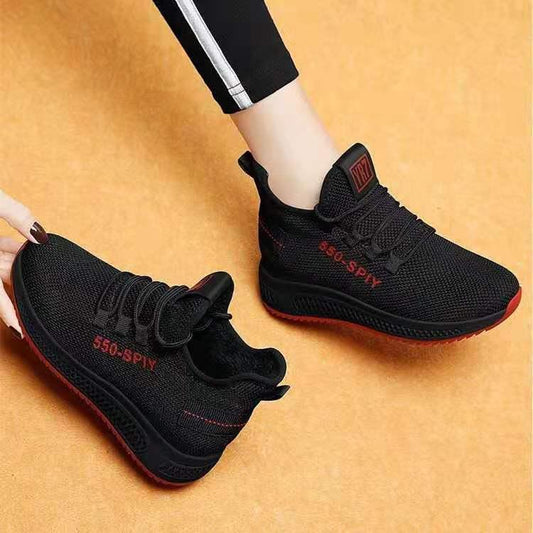 Plus Size 35-40 Women Running Shoes Wear-resistant Lightweight Sneakers Breathable Outdoor Sports Shoes Comfortable Deodorant Running Gym Shoes