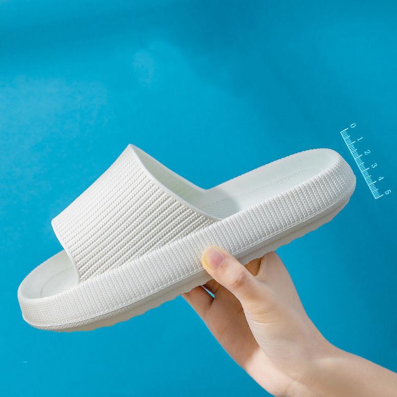 Net Celebrity Super Thick Bottom Stepping on Shit Slippers Male Summer Household Deodorant Non-slip Mute Super Soft Non-odor Foot Sandals