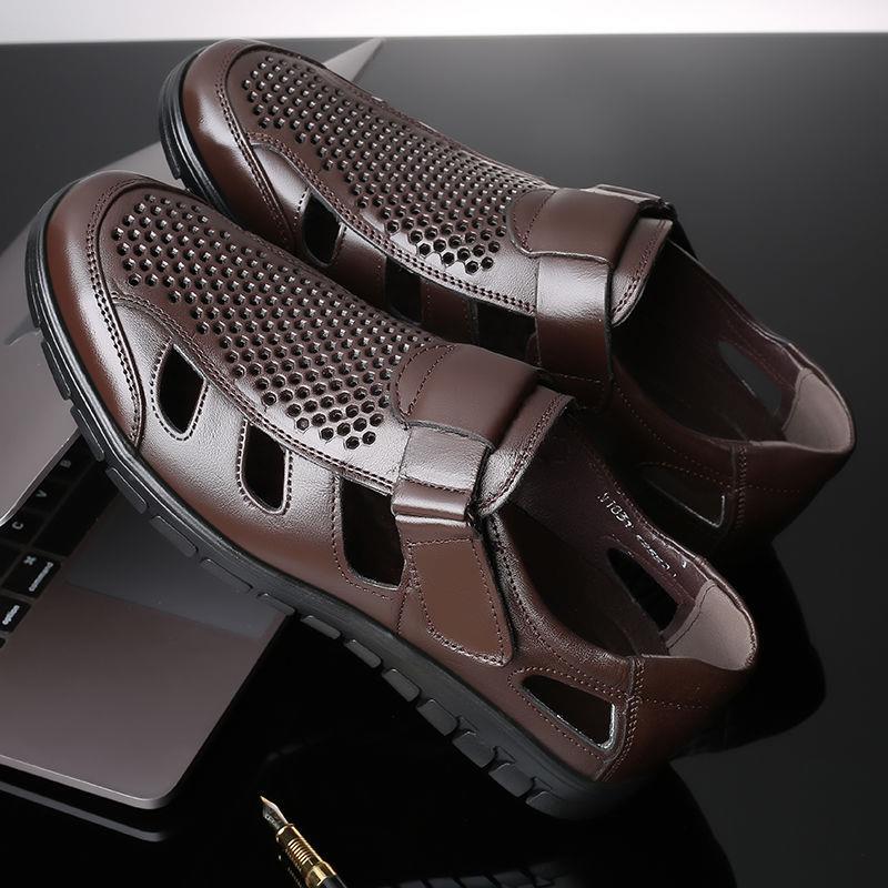 Men's Leather Sandals Summer Breathable Leather Shoes Middle-aged and Elderly Soft Bottom Hole Shoes Hollow Light and Breathable