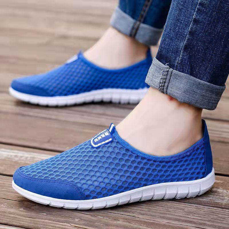 Men's Summer Breathable Hollow Sandals Dad Old Beijing Mesh Cloth Shoes Husband Leisure Sports Slip-On Mesh Shoes