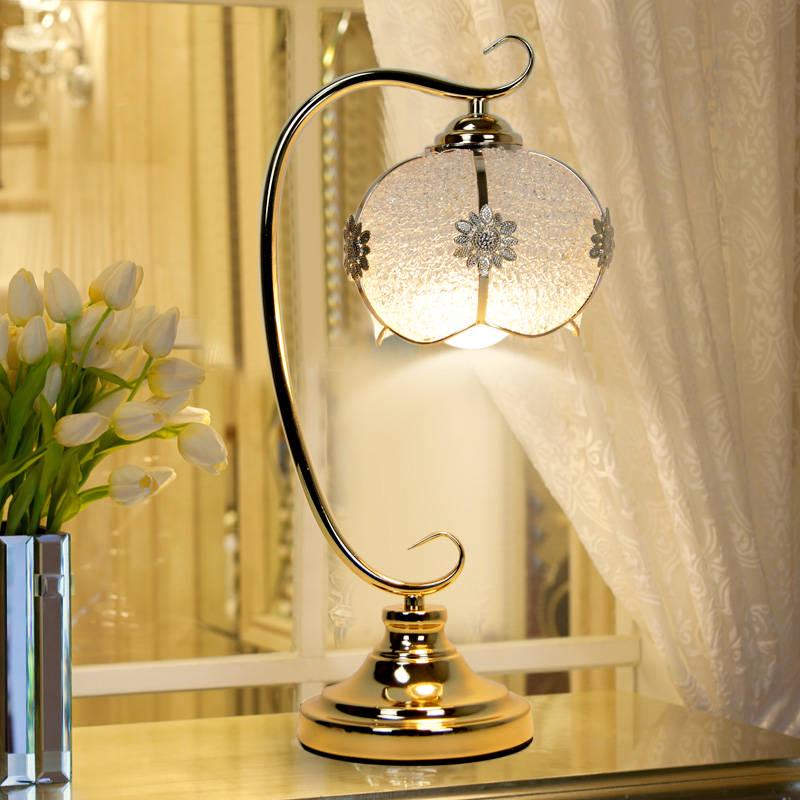 European-style Table Lamp Bedroom Bedside Lamp Modern Table Lamp Creative Remote Control Table Lamp