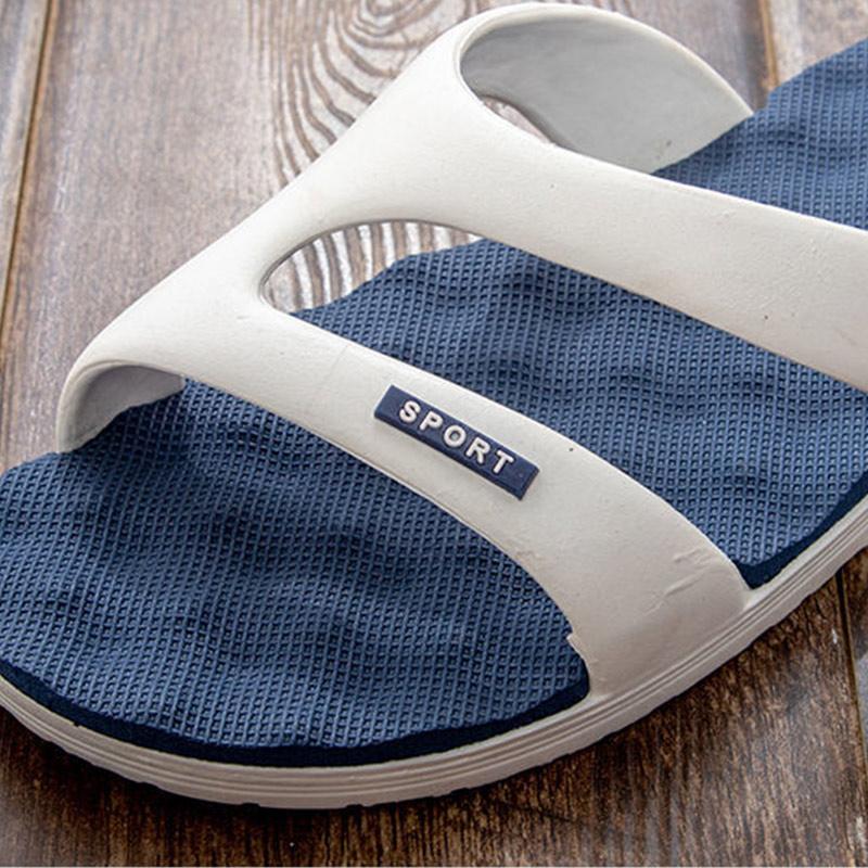 Summer Men's Slippers Personalized Non-slip Wear-resistant Shoes Beach Household Sandals and Slippers