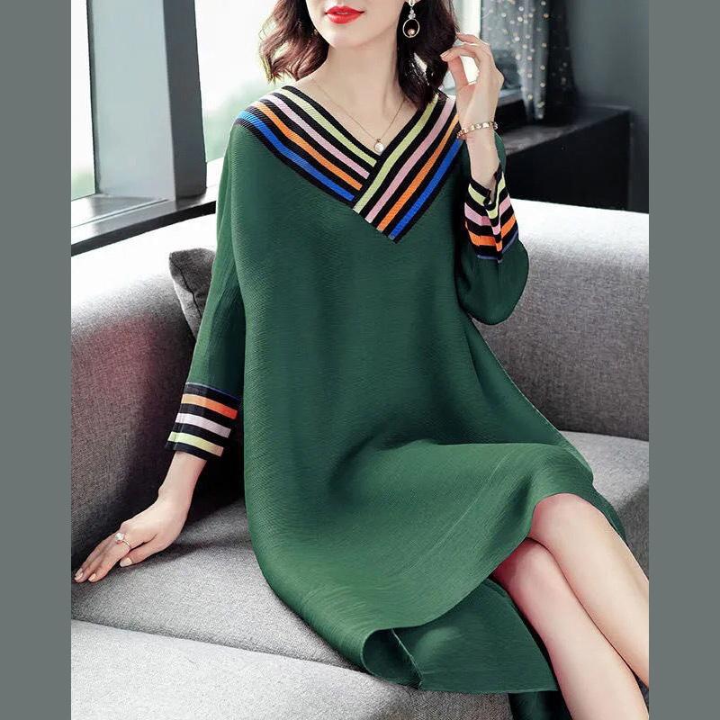 Ladies Dress V-neck Large Size Loose Solid Color Mid-length A-shaped Skirt Nine-point Sleeves