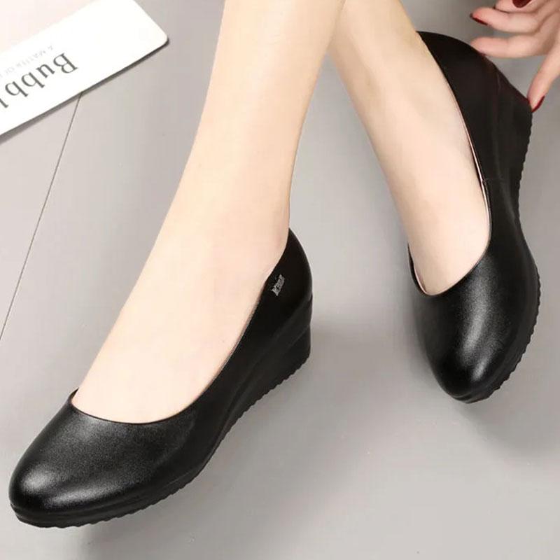 Women's Black Work Shoes Mid-heel Working Shallow Mouth Professional Single Shoes Soft Sole Fashionable Non-slip Formal Wear Comfortable Leather Shoes