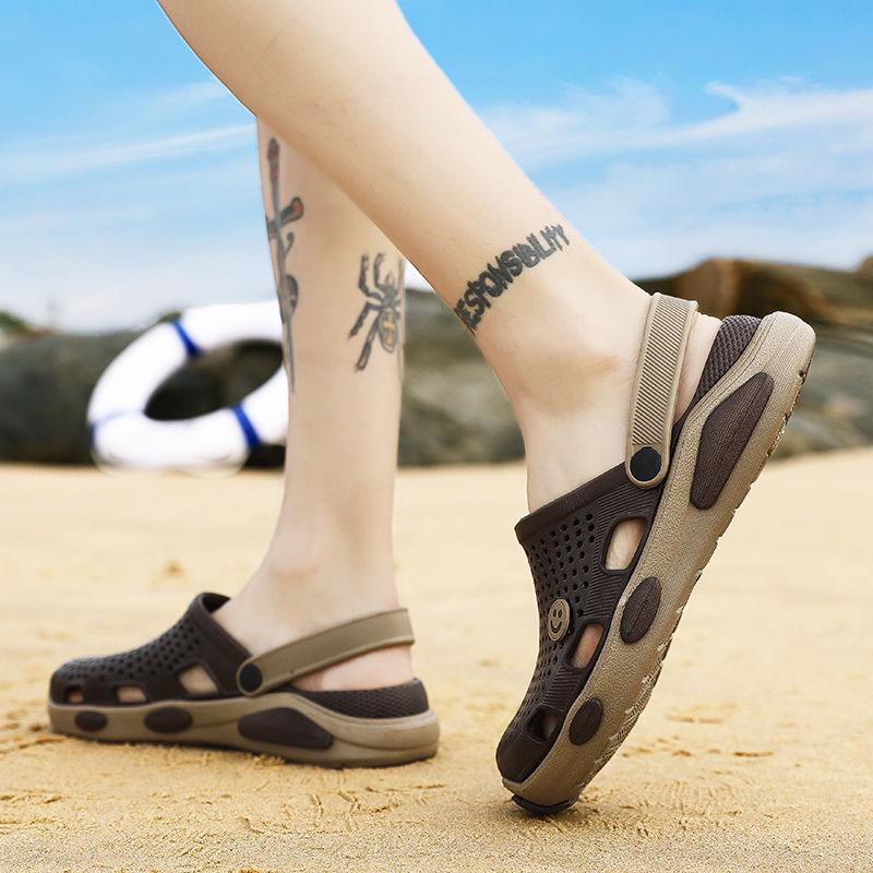 Pair of Shoes Women Fashion Flops Summer Casual Beach Slippers