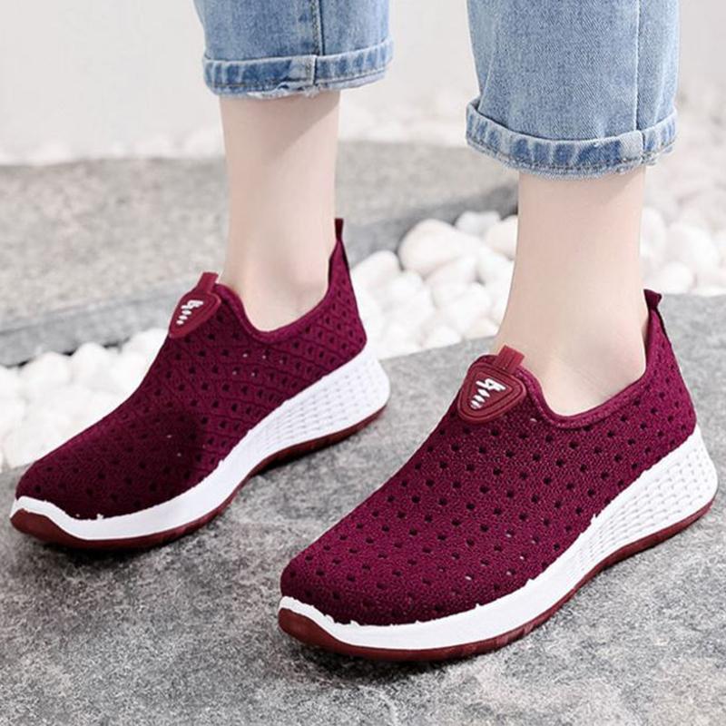 Mesh Shoes Women Summer Old Beijing Cloth Shoes Women's Shoes Breathable Hollow Mesh Casual Sneakers Women Middle-aged Mom Shoes