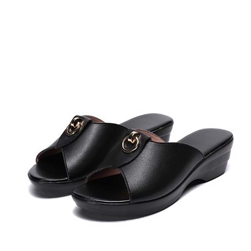 Summer Fish Mouth Soft Leather Women's Slippers Slope with Mother's Flat Shoes Flip-flop Non-slip All-match Casual Women's Sandals