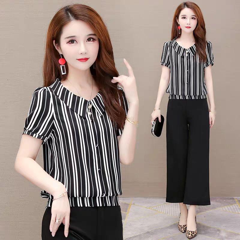 Short-sleeved Shirt Women's Temperament Striped Shirt Tops V-neck Short-sleeved Striped Thin Fabric Soft Lightweight Breathable and Cool