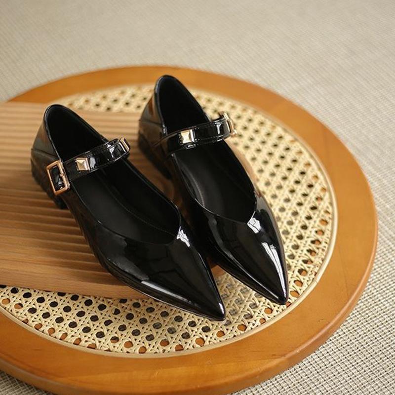 Single Shoe Pointed Toe Flat Word Retro Low Heel Gentle Mary Jane Women's Shoes