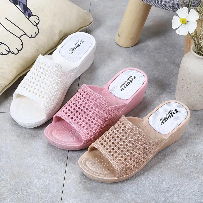 High-heeled Sandals and Slippers Ladies Wedge Heels Non-slip Go Out Wear Thick Bottom Comfortable Light and Comfortable Indoor Bathroom Bath