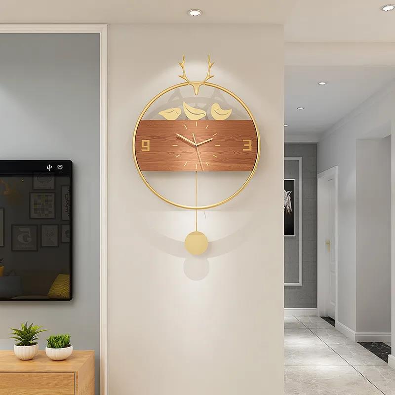 Nordic Deer Head Wall Clock Living Room Home Fashion Modern Minimalist Light Luxury Art Decoration Personality Creative Mute Clock