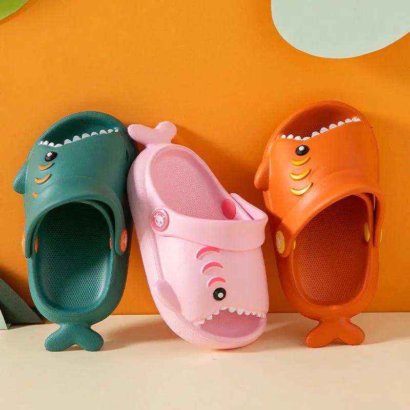 Kids Slippers Summer Boys Girls Soft Sole Flat Outdoor Beach Slippers Cartoon Shark Anti-slip Indoor Shower Casual Slippers