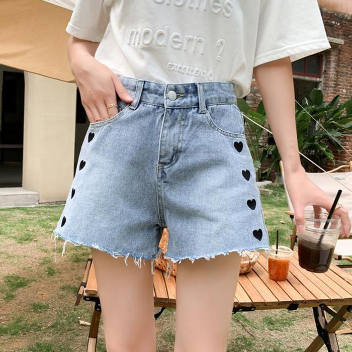 WTEMPO Heart-shaped Embroidery Washed Denim Summer Women Denim Shorts Jeans High Waist Casual Shorts