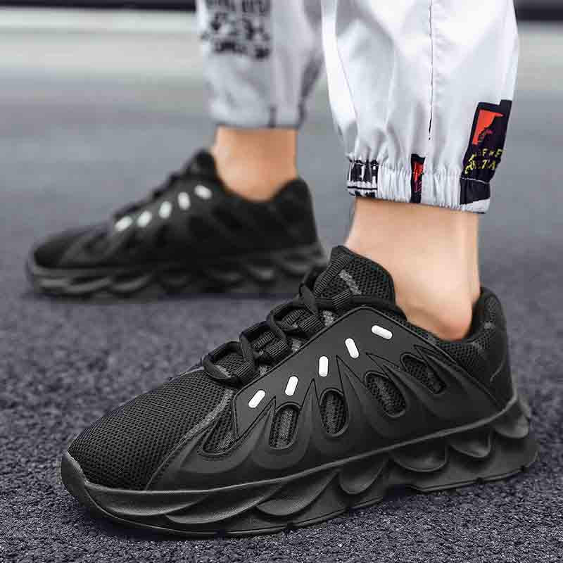 Plus Size 36-45 Fashion Summer Men Mesh Sneakers Low-top Wear-resistant Running Basketball Shoes Non-slip Shockproof Blade Shoes