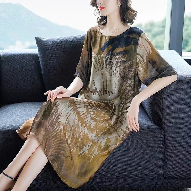 Printed Round Neck Imitation Ice Silk Loose Casual Short-sleeved Mid-length Summer Loose and Thin Dress Women's Straight Version Large Size Dress