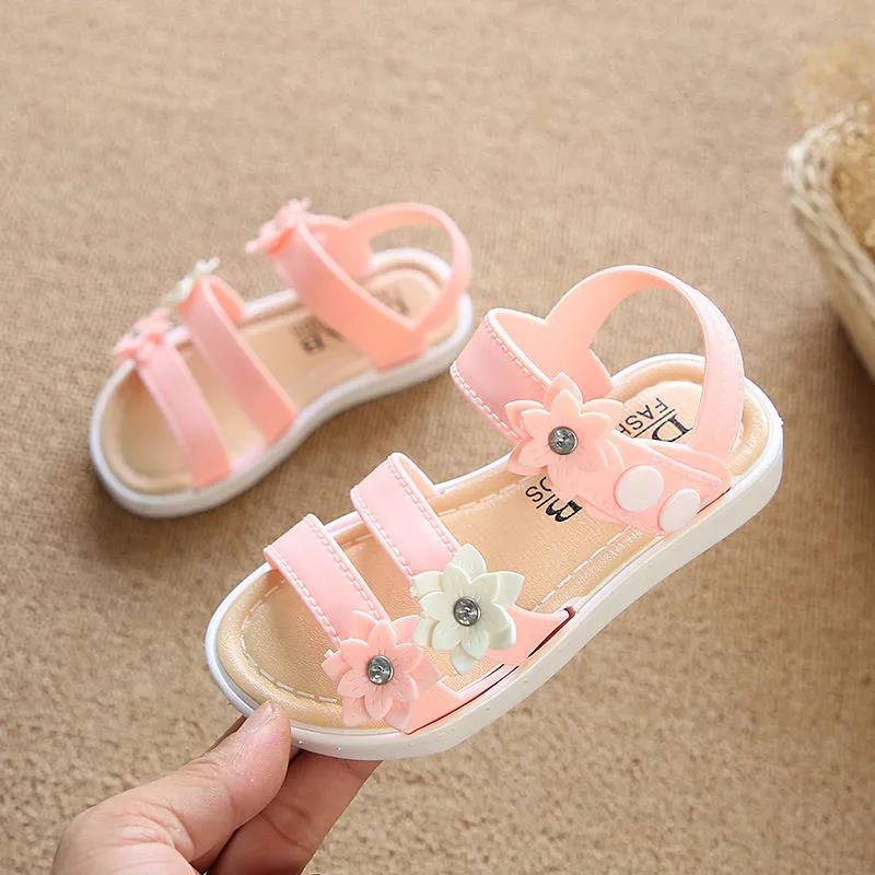 Girls Sandals Big Girl's Summer Soft Sole Flat Beach Sandals Anti-slip Flowers Decoration Casual Princess Light Sandals