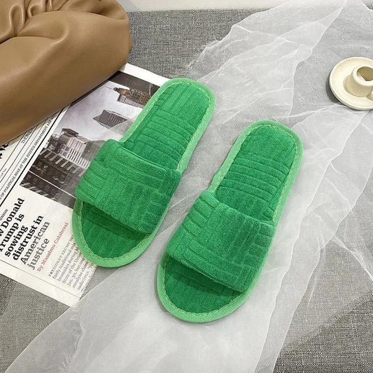 Platform Slippers for Women Fashion Luxury Designer Plus Size Slides Winter New Lady Furry Slipper Non Slip Green Beige Black