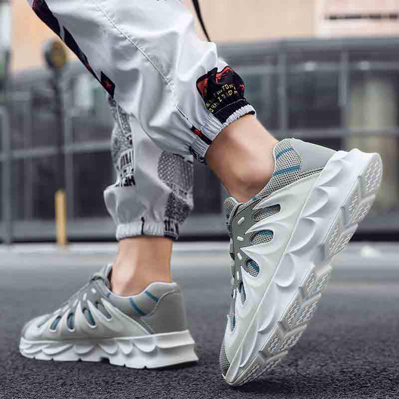 Plus Size 36-45 Fashion Summer Men Mesh Sneakers Low-top Wear-resistant Running Basketball Shoes Non-slip Shockproof Blade Shoes