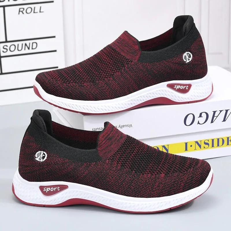 Women's Slip on Flat Shoes Non-slip Soft Bottom Breathable Mesh Knitted Sneakers Casual Sports Shoes Spring and Autumn Outdoor Walking Shoes