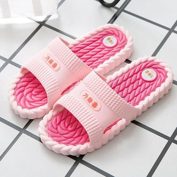 Women's Spring and Summer Soft Sole Lightweight Flat Indoor Bathroom Slippers Large Size Non-slip Outdoor Beach Slippers