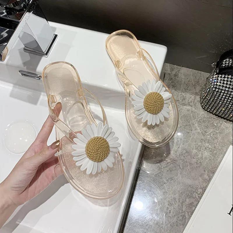 Flip-flops Women Wear Small Daisies In Summer All-match Ladies Flat-bottom Beach Sandals and Slippers Casual Sandals for Bathing At Home