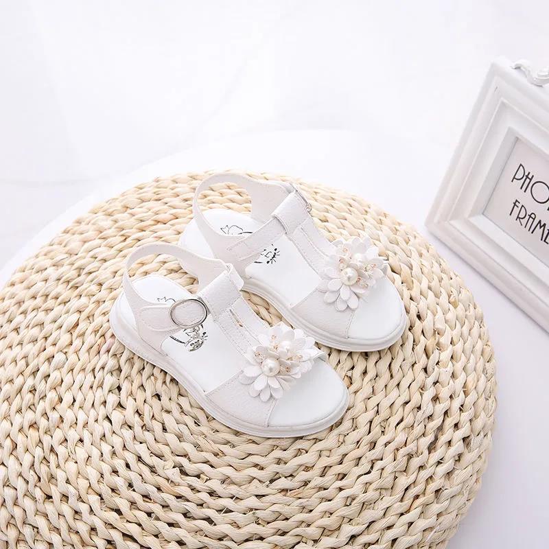 Girls Sandals Girls Summer Soft Sole Flat Beach Sandals Anti-slip Flowers and Beads Decoration Casual Princess Light Sandals