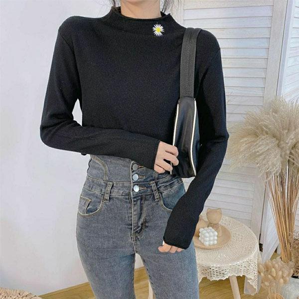 Half Turtleneck Knitted Long-sleeved Solid Color Small Daisy Sweater for Autumn and Winter, Wearing Loose Sweater