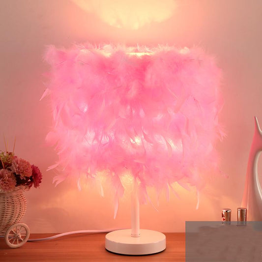 Creative Wedding Room Bedroom Bedside Table Lamp European Princess Wedding Room Feather Table Lamp