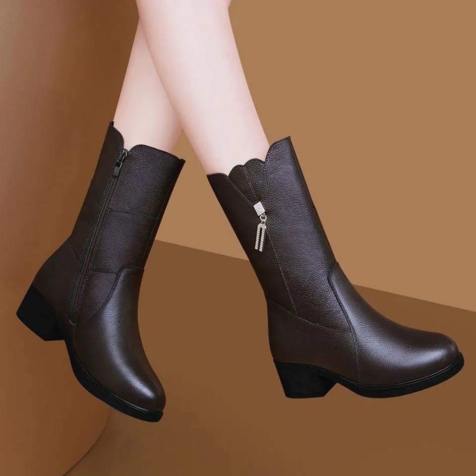 Autumn and Winter Plus Velvet Warm Soft Leather Mid-tube Martin Boots Mid-heel Cotton Boots