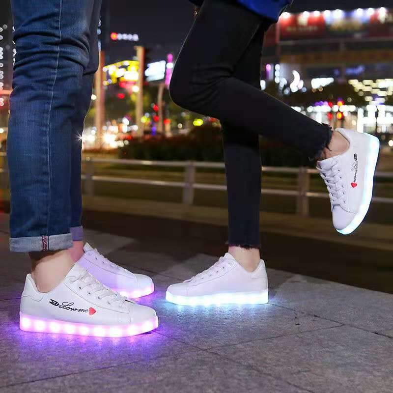 Men and Women Sports Shoes Waterproof Rechargeable Colorful Luminous Shoes Casual Sports Shoes Couples Small White Shoes Fluorescent Luminous Shoes