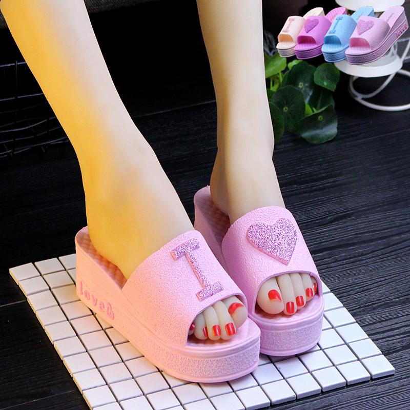 Slippers Female Cute Peach Heart Thick-soled Sandals and Slippers Home Bathroom Soft Bottom Mid-heel Flip-flop Non-slip Beach Shoes