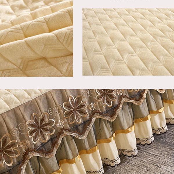 3pcs/set Crystal Velvet Bed Skirt and Pillowcase Three-piece Quilted Thick Velvet Lace Bedspread Winter Warm Short Plush Non-slip Bed Cover