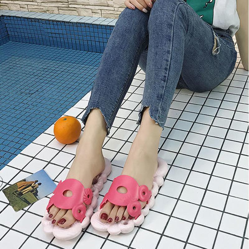 Bathroom Non-slip Slippers Female Summer Home Indoor Bath Quick-drying Soft Bottom Sandals Donut Hollow Leaky Slippers