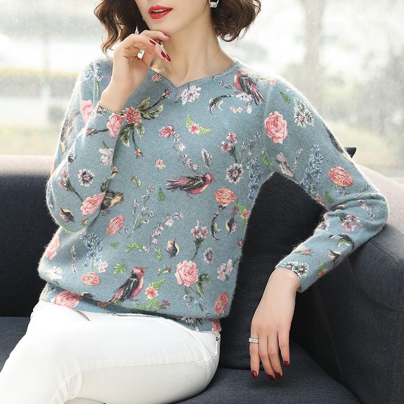 Bohemian Women Short Printed Woollen Sweater Female Rhinestone Soft Sweater  V-neck Jumper Knit Pullover Outwear