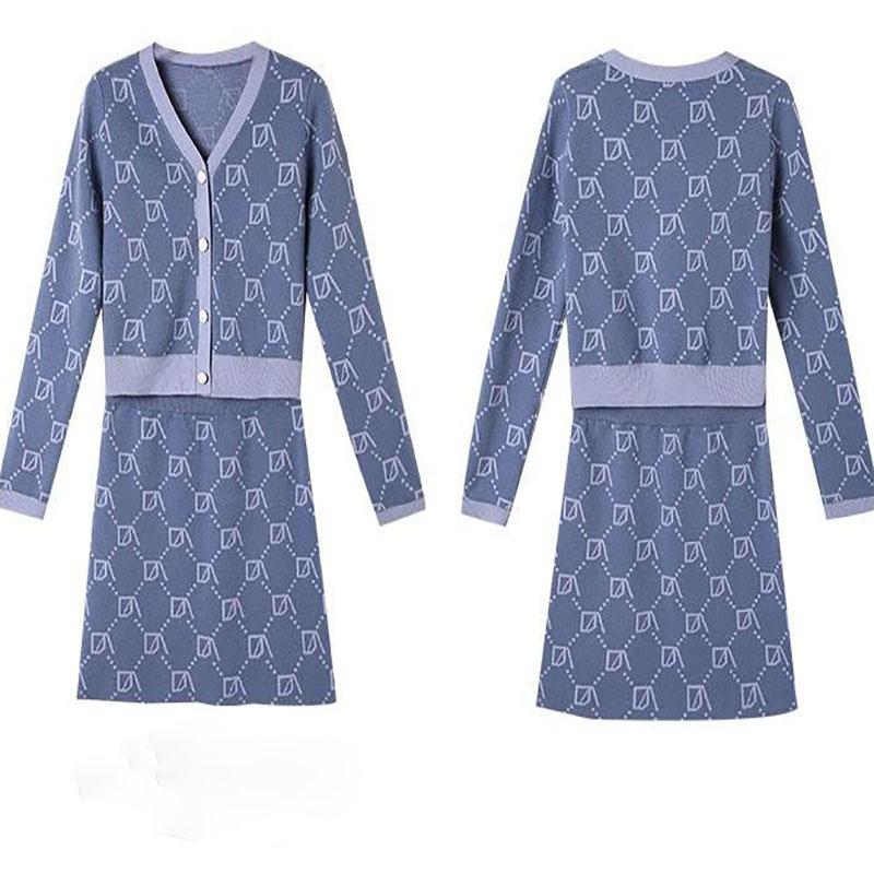 Autumn Small Fragrant Wind V-neck Knitted Suit Design Sense Niche Sense of High Sense of Tops and Skirts Two-piece Suit