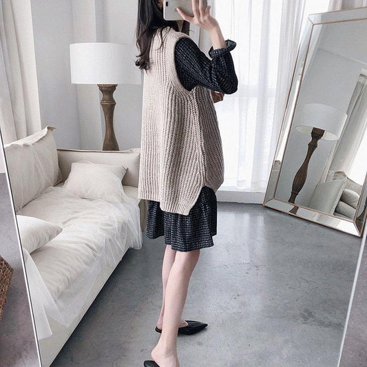 Autumn and Winter Solid Color Casual Jacket Pullover Knit Sleeveless Vest Fashion Simple Female Sweater