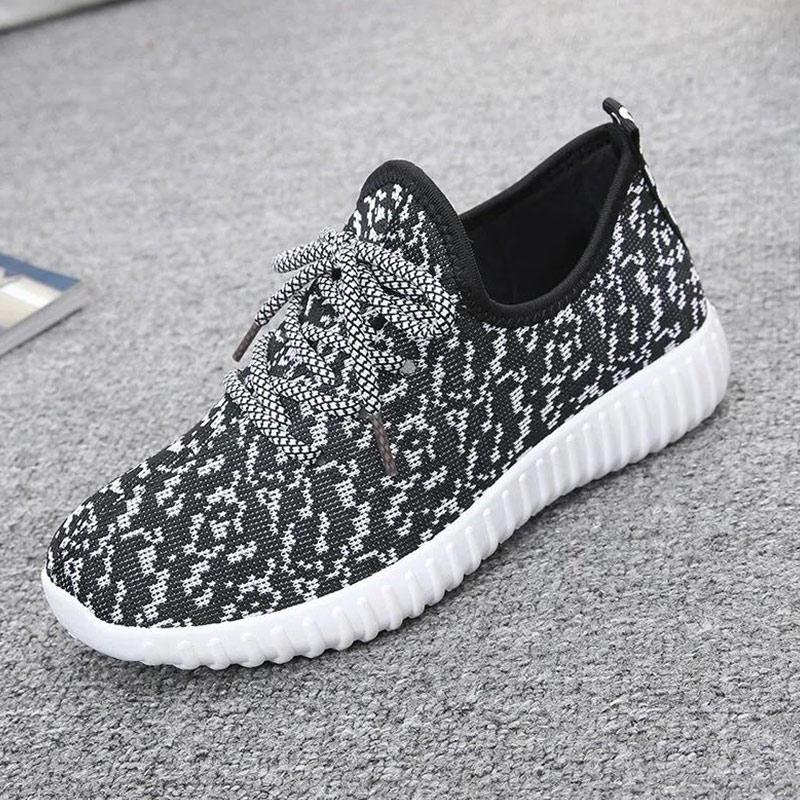 Spring and Summer Walking Shoes All-match Old Beijing Cloth Shoes Women's Single Shoes Sports and Leisure Flat Fashion Non-slip Mother Shoes