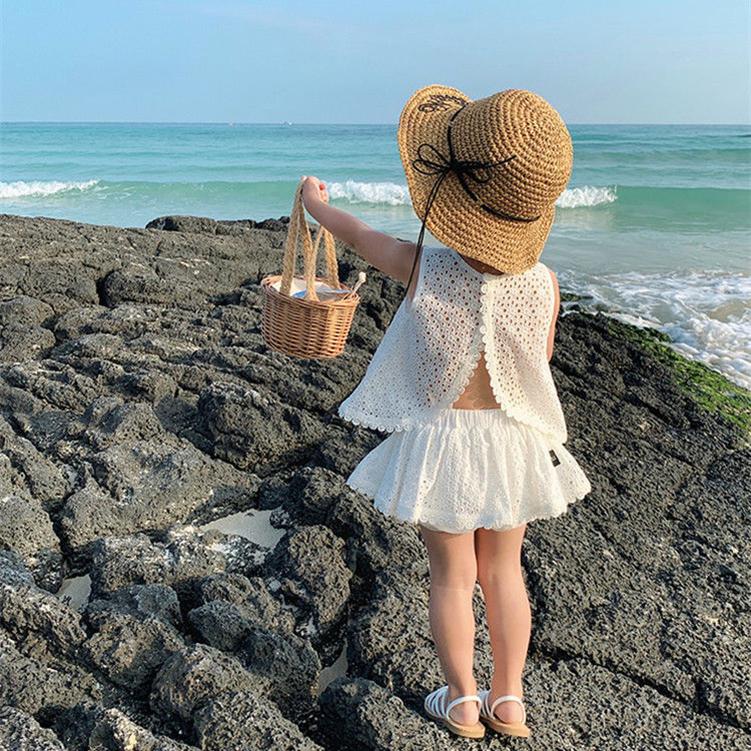 Girls' Suit Summer Thin Korean Version Hollow Out Lace Backless Suit Shirt Shorts Two Piece Set Casual Suit For Kids