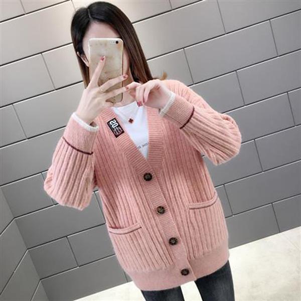 Autumn and Winter Models Loose and Thin Ladies Sweater Coat Loose Women Trendy Fashion Wild V-neck Long-sleeved Sweater Women Cardigan