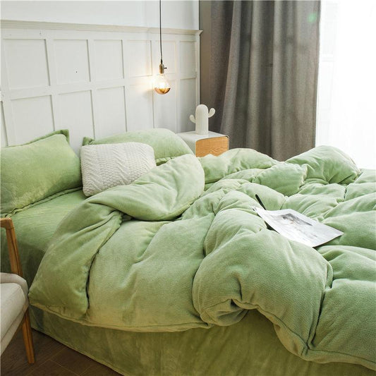 Four-piece Solid Color Fleece Coral Fleece Duvet Cover Thick Sheets Double-sided Fleece Student Winter Bedding