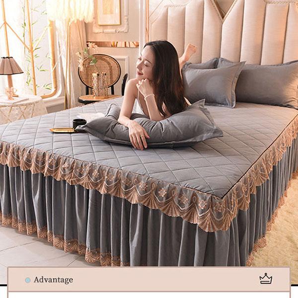 3pcs/set Autumn and Winter Thick Cotton Quilted Lace Bed Skirt Three-piece Set Non-slip Bedspread Pillowcase Three-piece Set